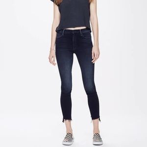 Mother Denim The Stunner Two Step Fray in Last Call